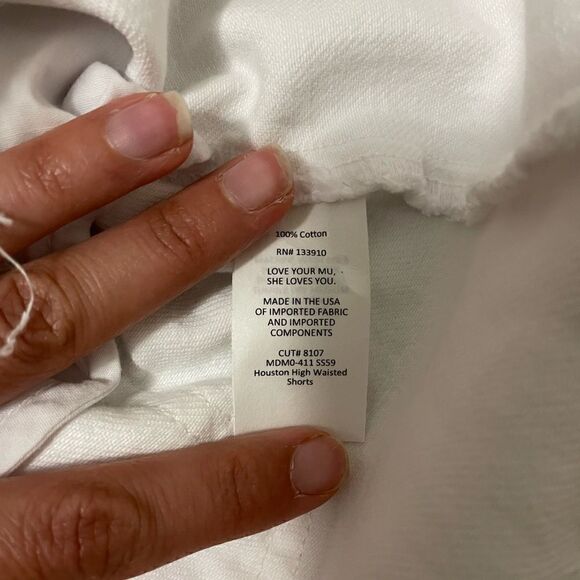 NWOT Show Me Your Mumu High Waisted White Shorts Size 32 - Picture 4 of 12